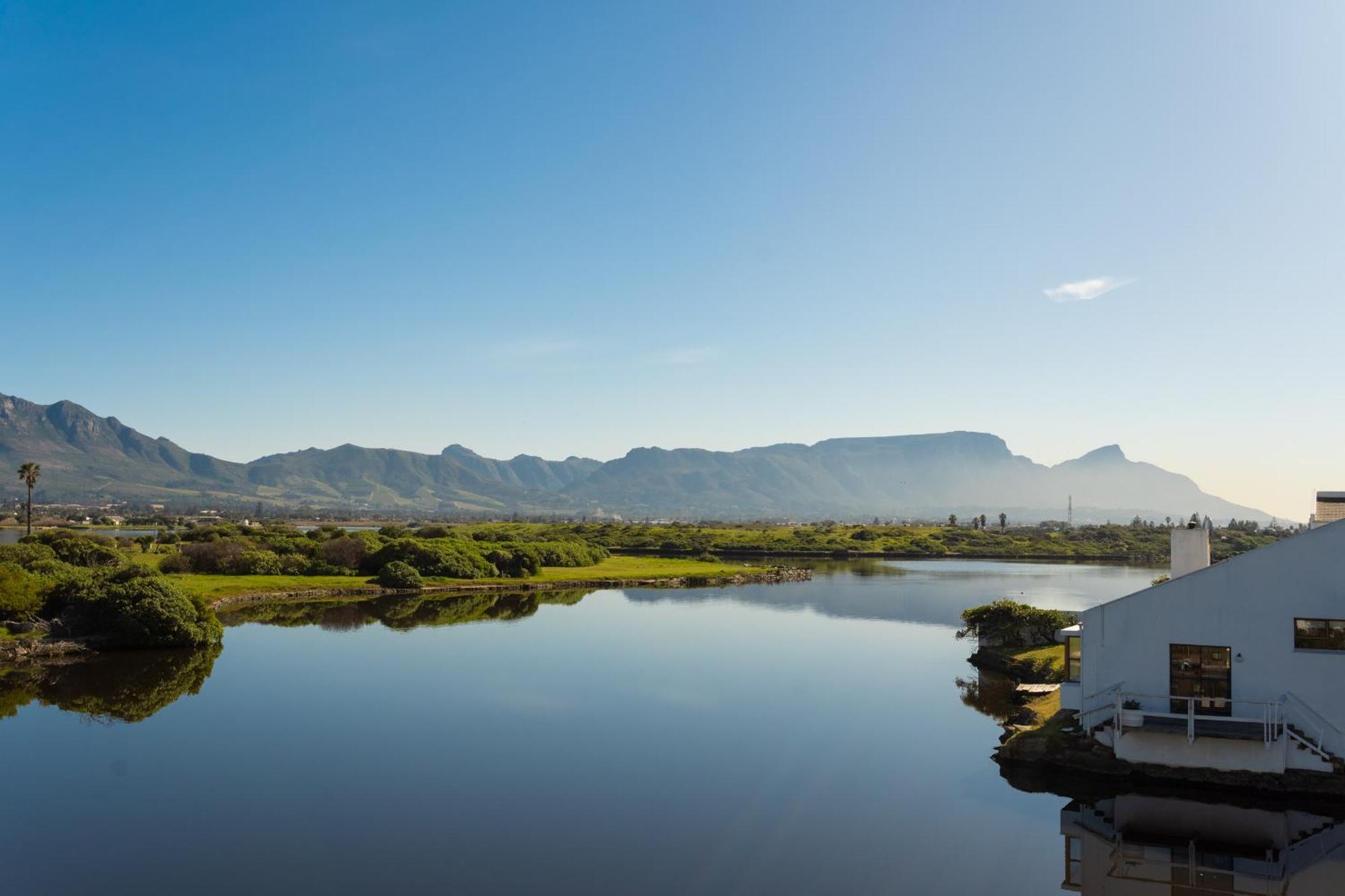 Vlei Cove Guesthouse Cape Town Eksteriør bilde